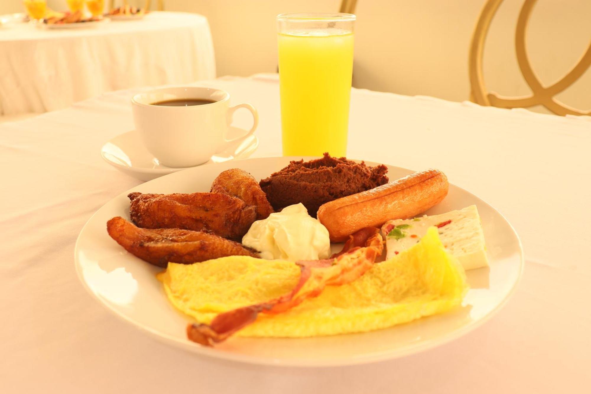 Hotel Los Andes San Pedro Sula Esterno foto