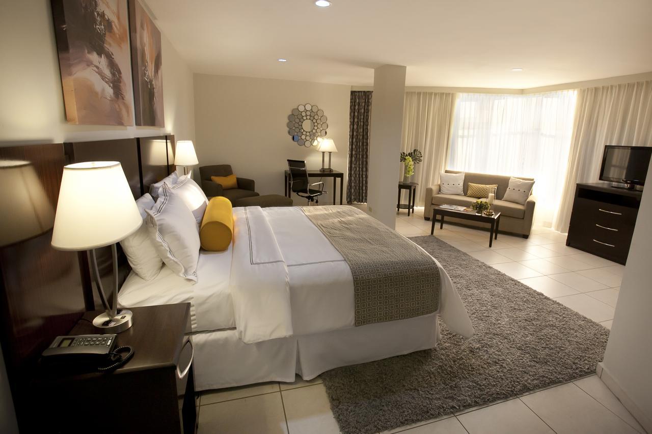 Hotel Los Andes San Pedro Sula Esterno foto
