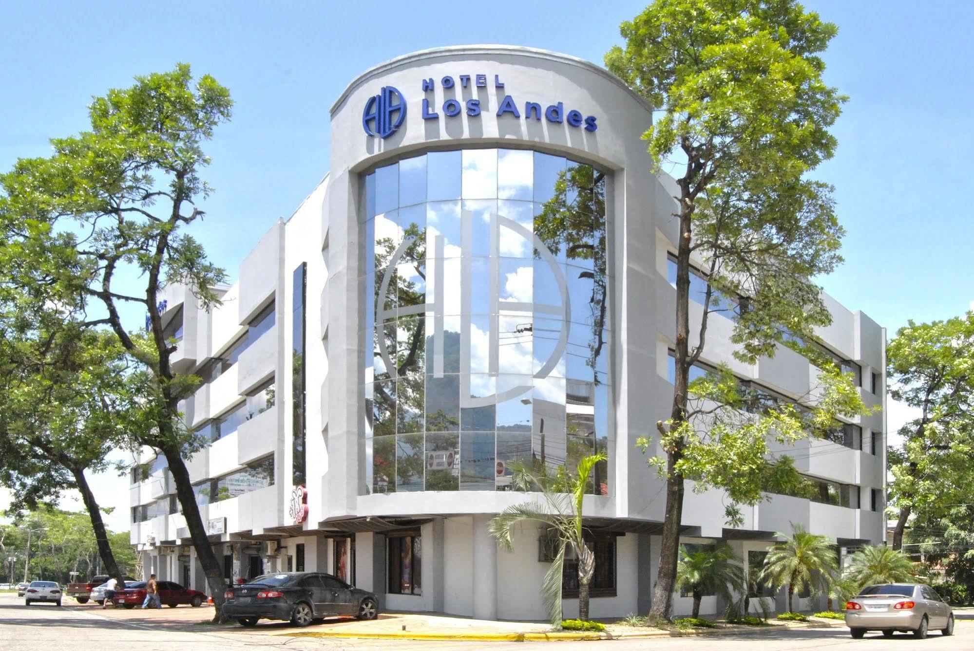Hotel Los Andes San Pedro Sula Esterno foto