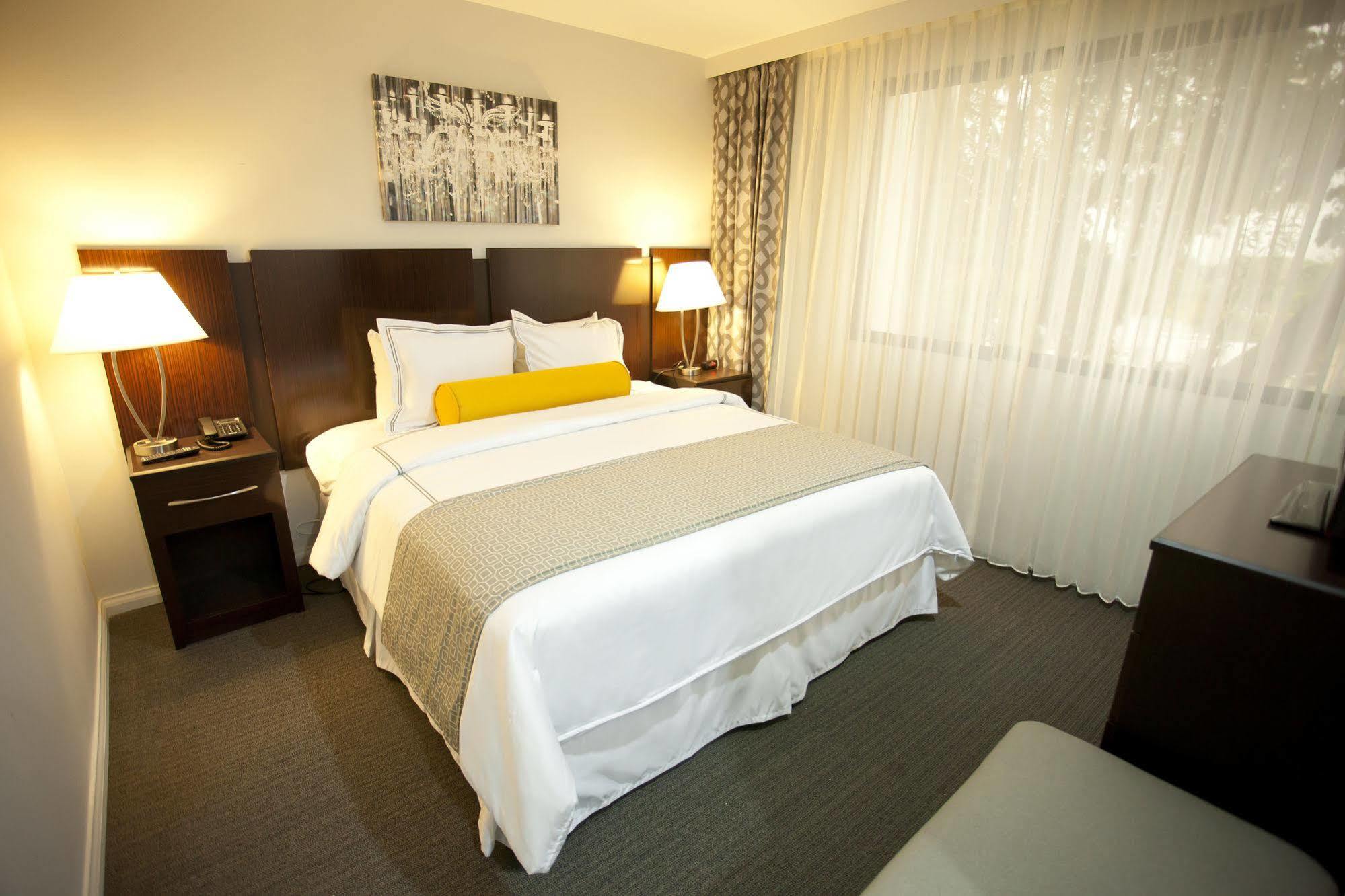 Hotel Los Andes San Pedro Sula Esterno foto